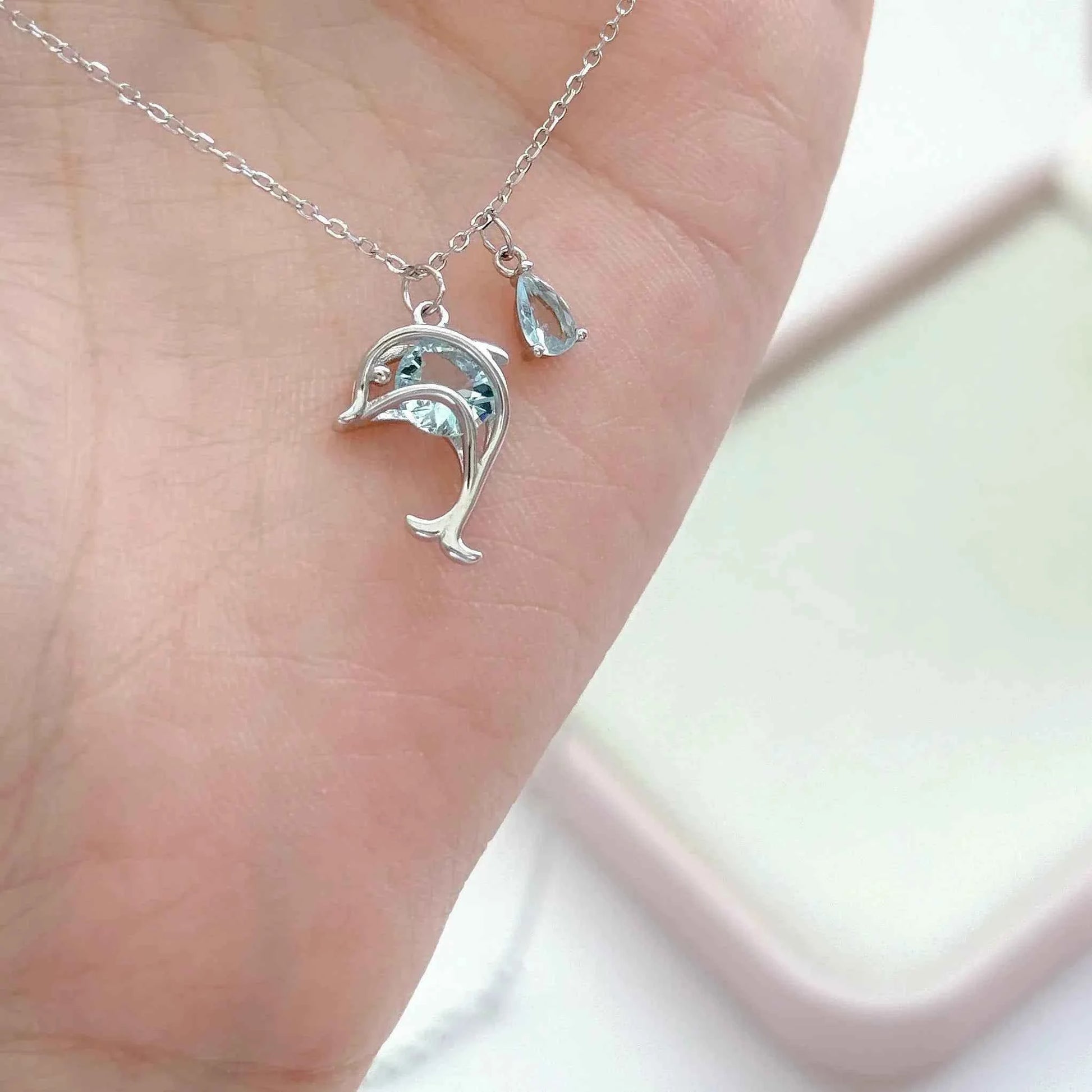 "Dolphin Promise" 925 Sterling Silver Dolphin & Zircon Necklace – Oceanic Elegance