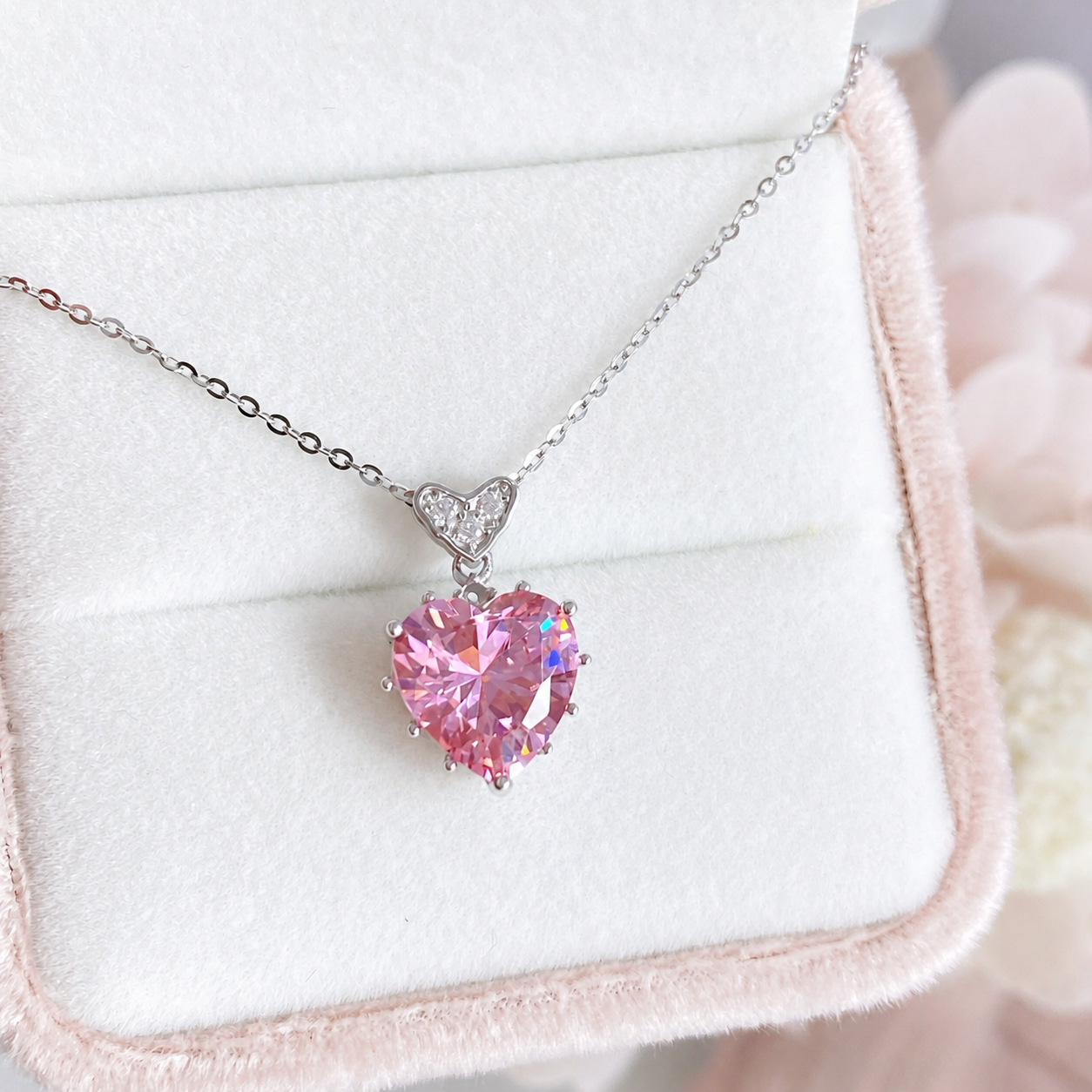 “Eternal Heart” S925 Sterling Silver Pink Zircon Heart Necklace