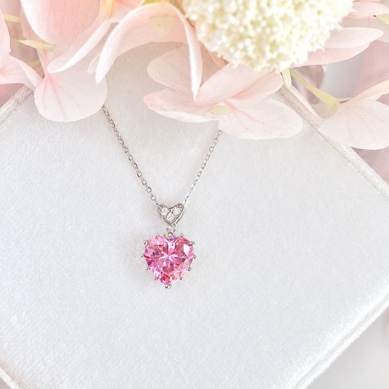 “Eternal Heart” S925 Sterling Silver Pink Zircon Heart Necklace