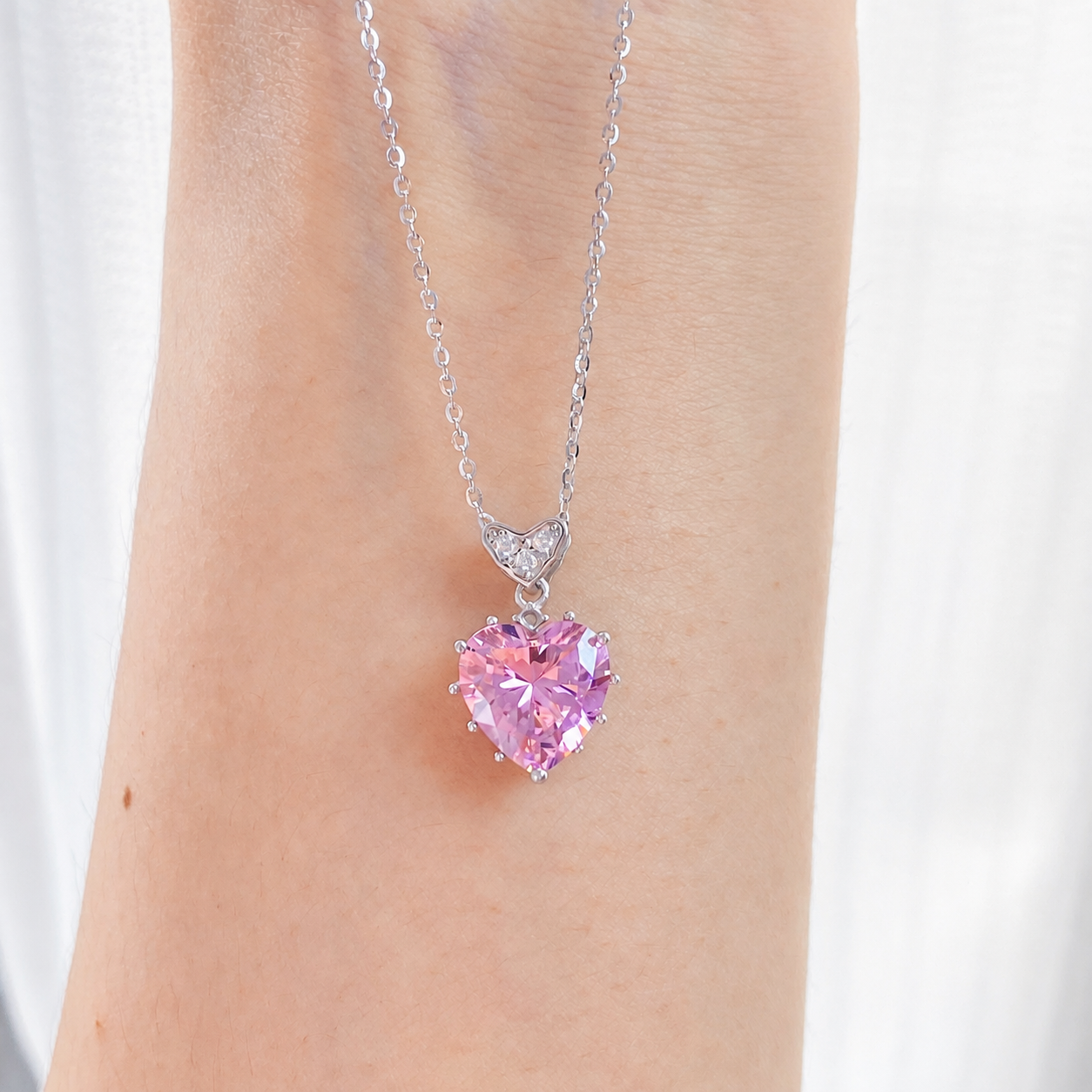 “Eternal Heart” S925 Sterling Silver Pink Zircon Heart Necklace