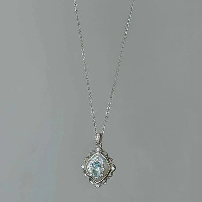 "Floating Light Palace" 925 Sterling Silver Retro Crystal Necklace with Mother-of-Pearl - Elegant and Regal (Copy)