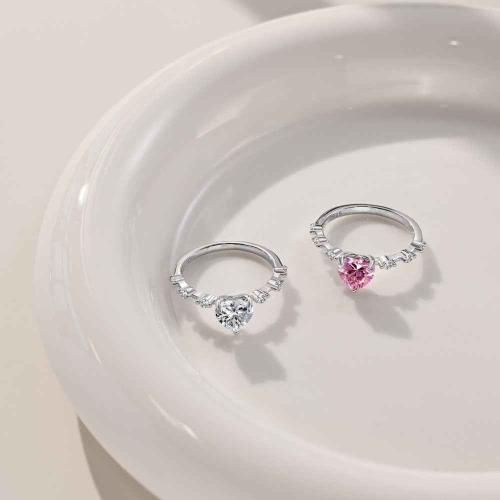 “Heartfelt Elegance” – S925 Sterling Silver Heart-Shaped CZ Ring (Copy)
