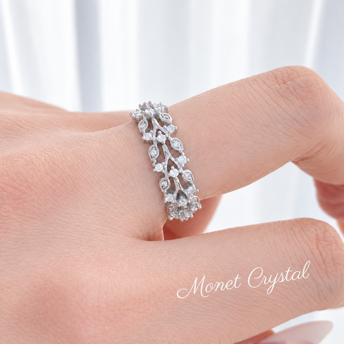 “Laurel Light” White Gold Plated S925 Sterling Silver Moissanite Leaf Ring