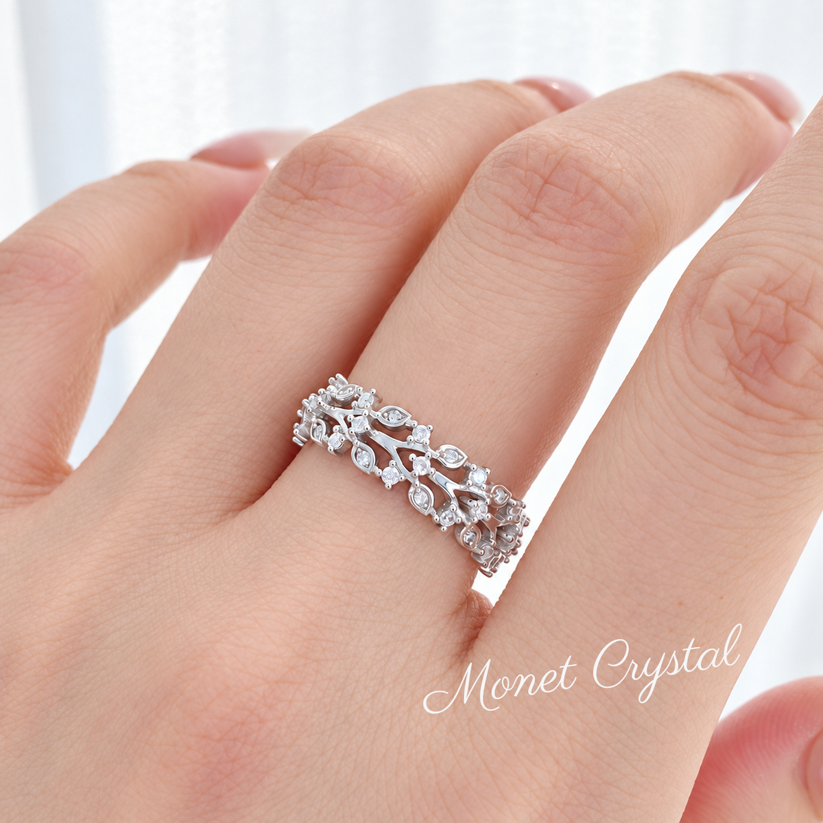 “Laurel Light” White Gold Plated S925 Sterling Silver Moissanite Leaf Ring