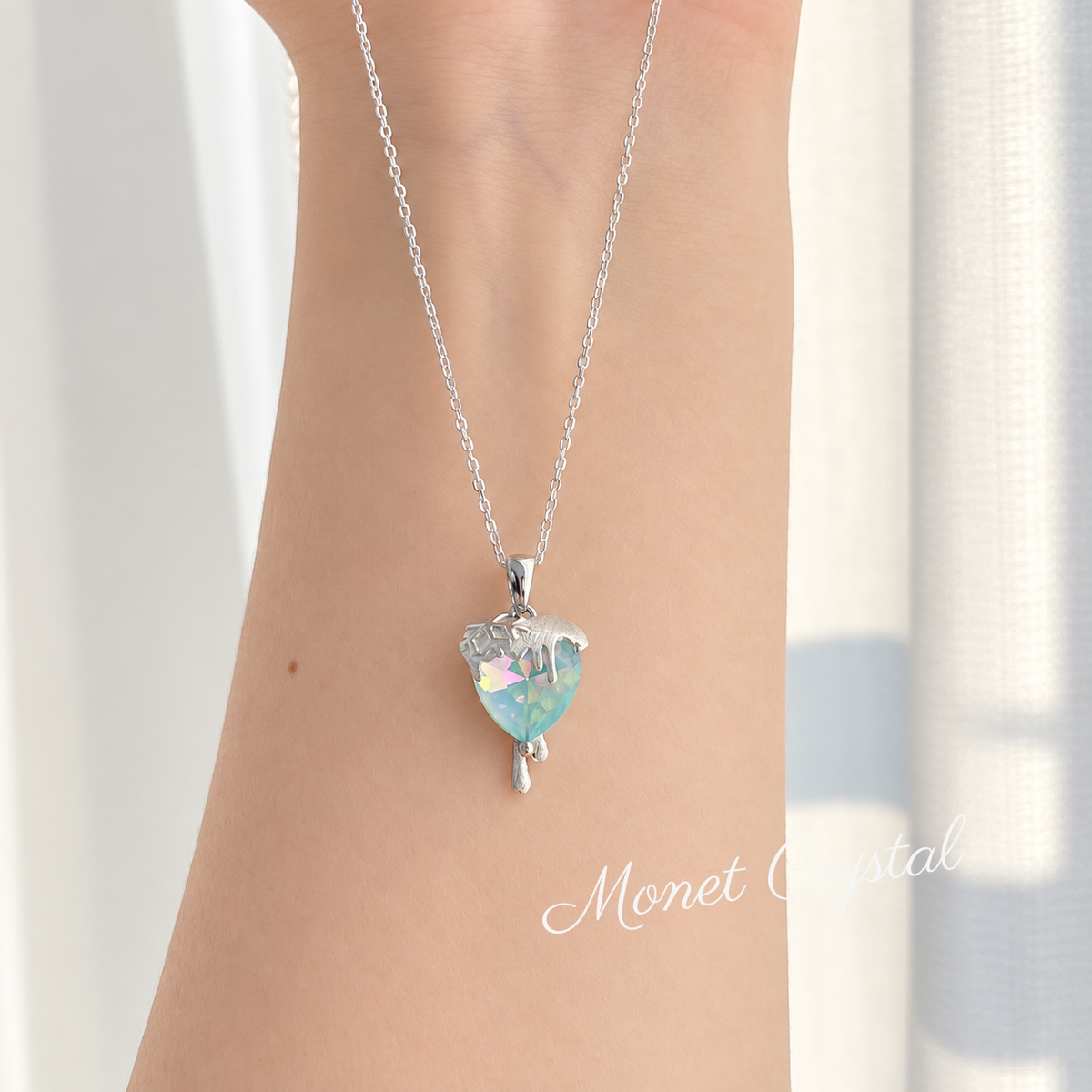 “Melting Heart” S925 Sterling Silver Snowflake Heart Necklace