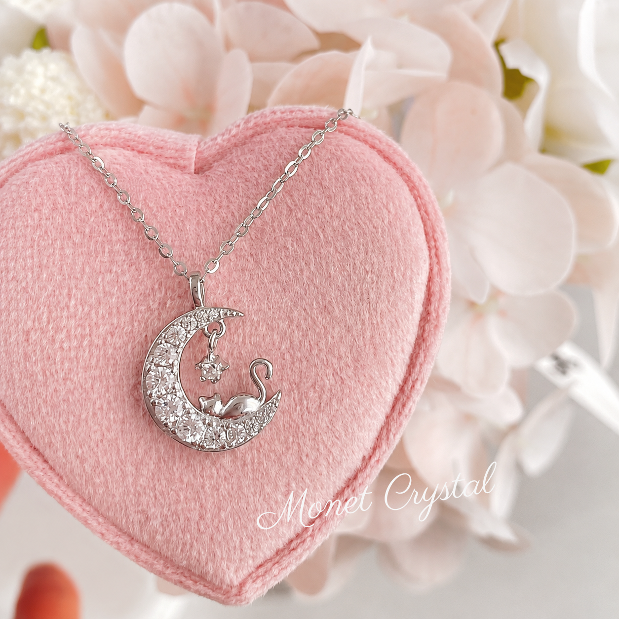 “Night Watch” S925 Sterling Silver Cat & Crescent Moon Necklace