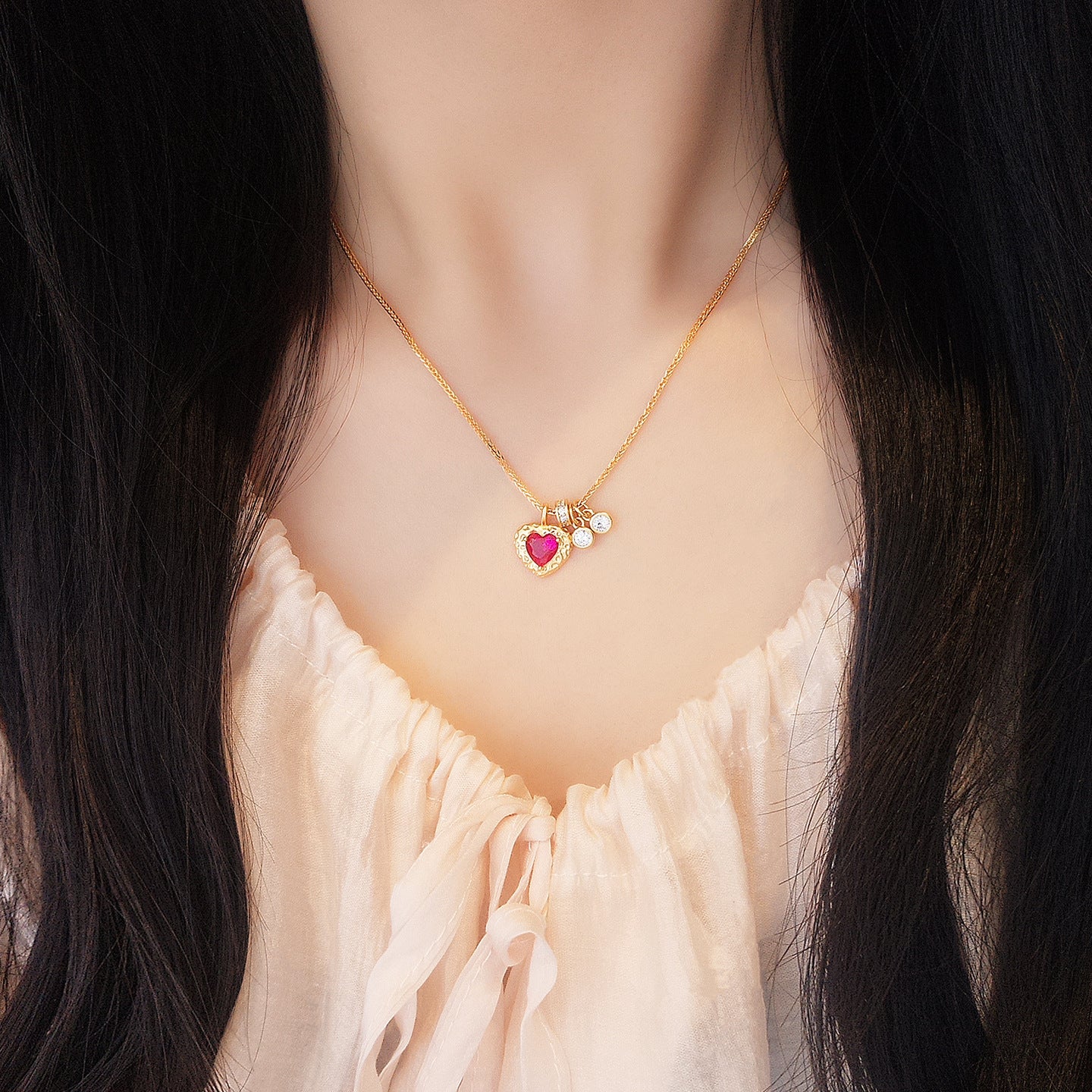 “Rouge Héritage” S925 Sterling Silver Vintage Red Heart Necklace