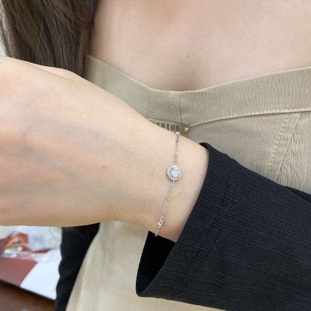 “Halo Whisper” S925 Sterling Silver Pavé Circle Bracelet