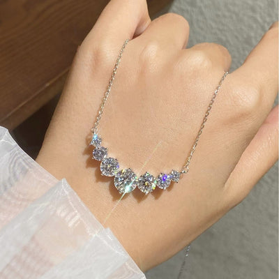 Smiling Life 925 Sterling Silver Moissanite Pendant Necklace – 1 Carat, D-Color, Smile Design