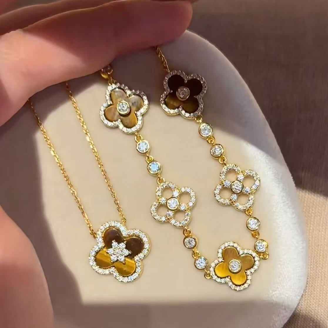 “Tiger Clover Radiance” 925 Sterling Silver Tiger Eye Four-Leaf Clover Jewelry Set