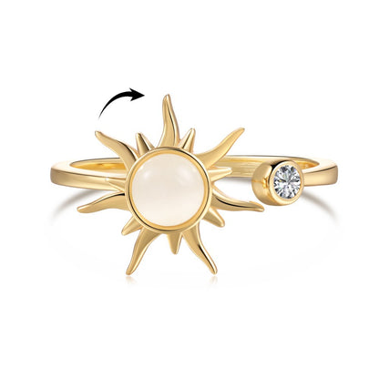 “Sun Calma” S925 Sterling Silver Rotating Sun Moonstone Fidget Ring