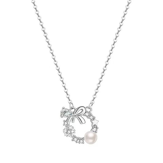 "Lucky Garland" 925 Sterling Silver Bow and Snowflake Necklace - Elegant and Unique