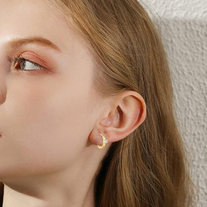 “Lumière Loop” S925 Sterling Silver Solitaire Hoop Earrings