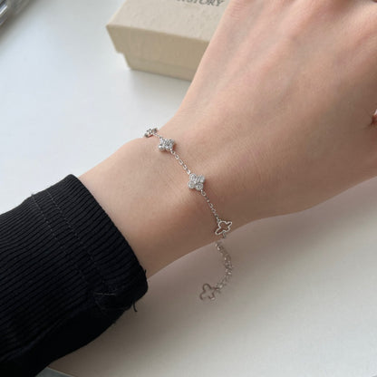 “Lucky Clover Waltz” 925 Sterling Silver Clover Zircon Bracelet