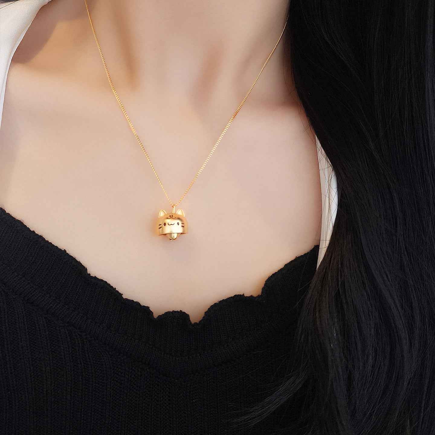 “Peekaboo Kitty” 925 Sterling Silver Lucky Cat Necklace