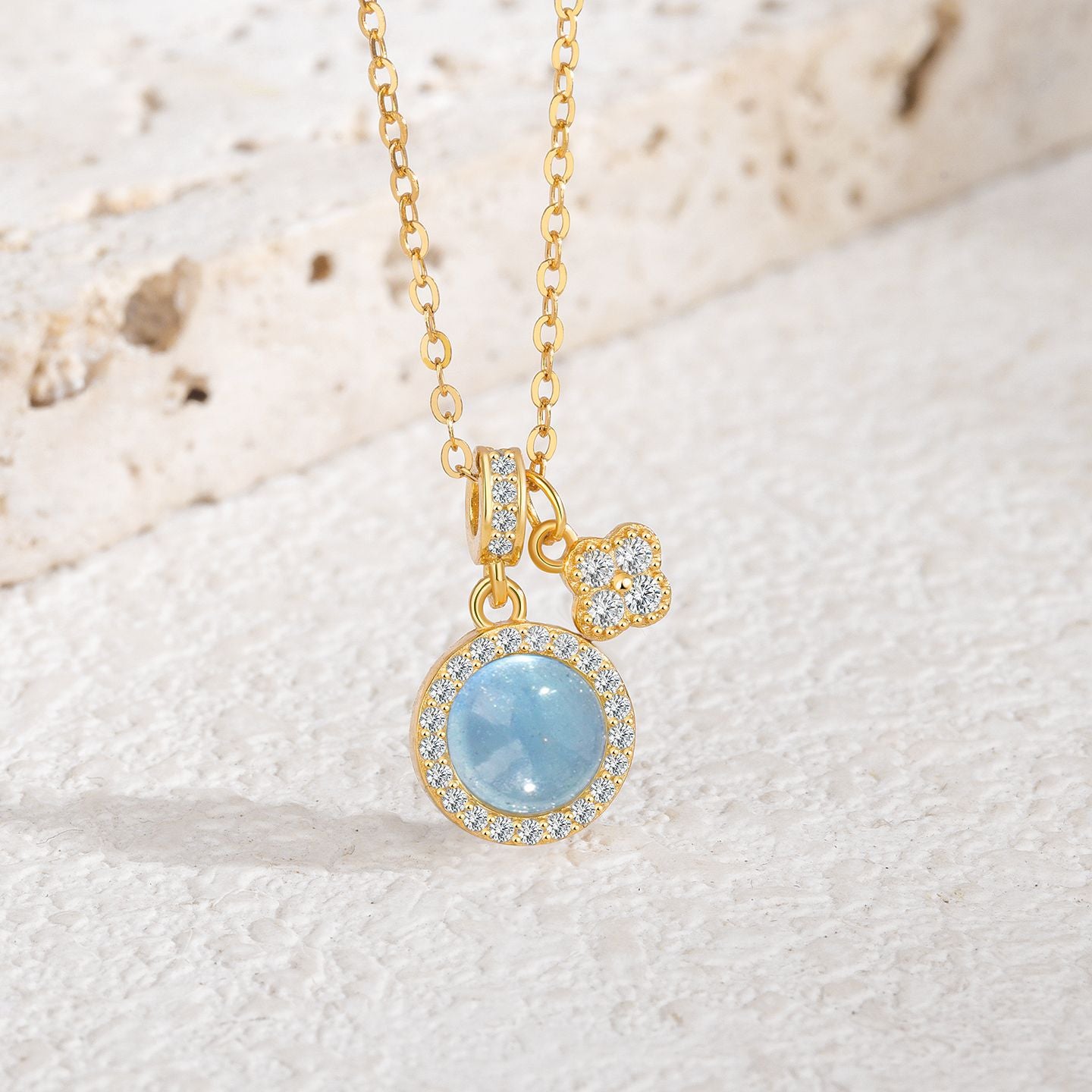 “Aqua Clover” S925 Sterling Silver Aquamarine Clover Necklace