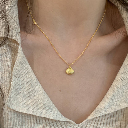 “Petite Coquille” 925 Sterling Silver Shell Necklace