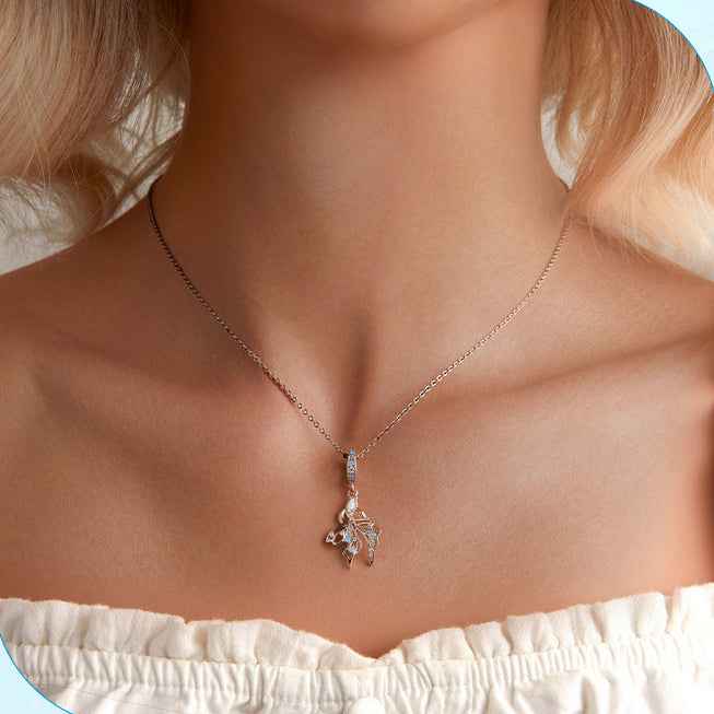 “Opaline Betta” S925 Sterling Silver Opal Fish Pendant Necklace