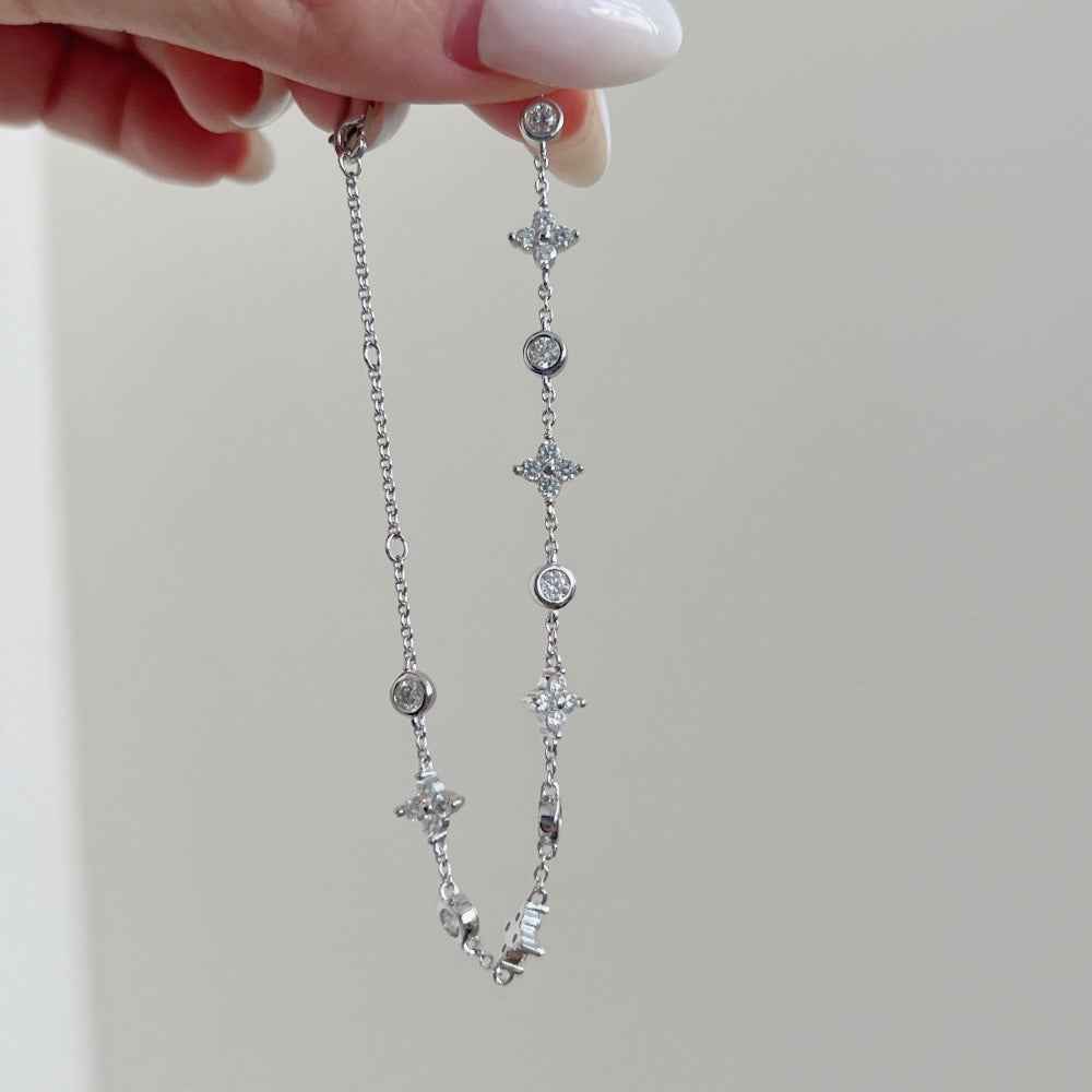 “Flutter Bloom” 925 Sterling Silver Clover & Butterfly Bracelet with Moissanite