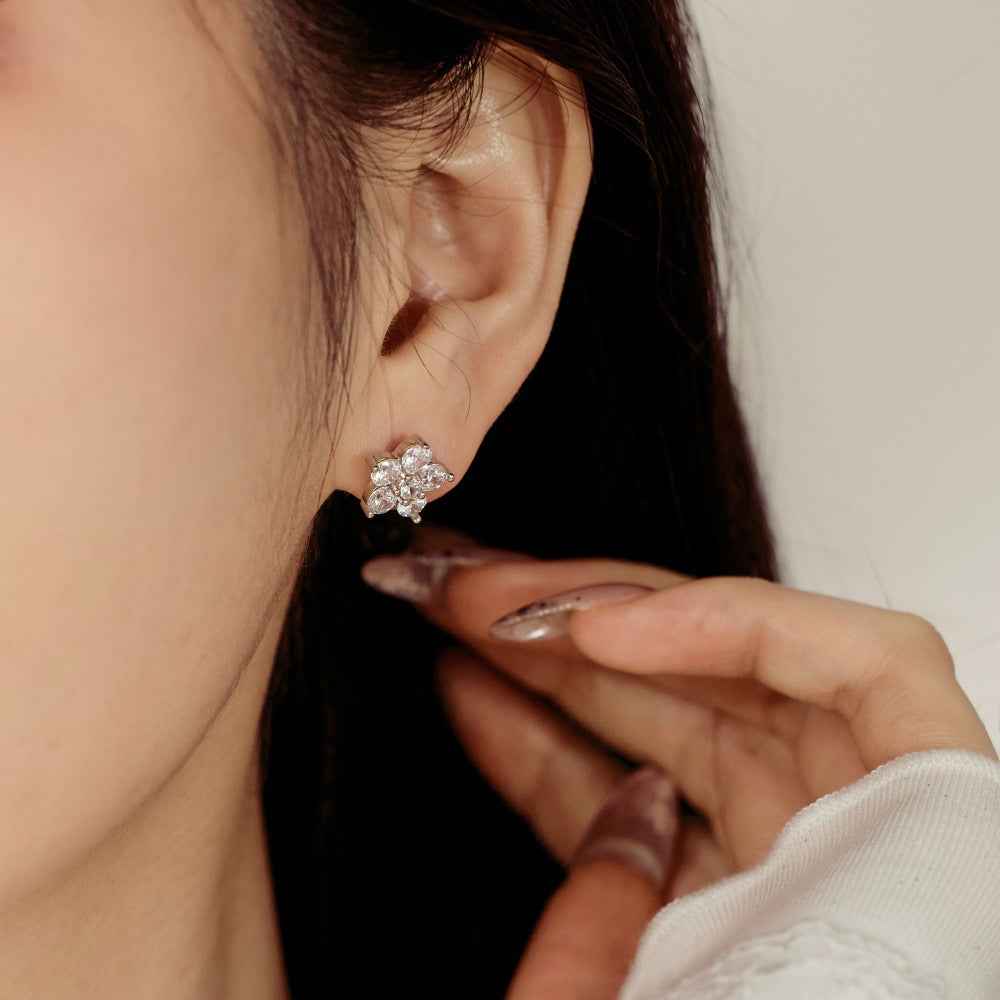 “Dopamine Blossom” S925 Sterling Silver Crystal Flower Stud Earrings