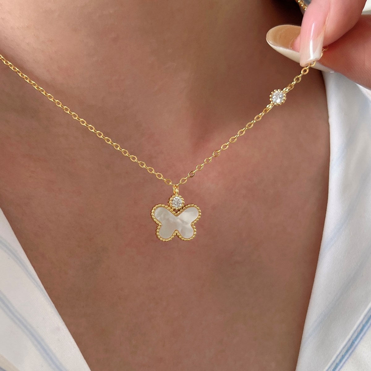 “Butterfly Gleam” S925 Sterling Silver Mother-of-Pearl Butterfly Necklace