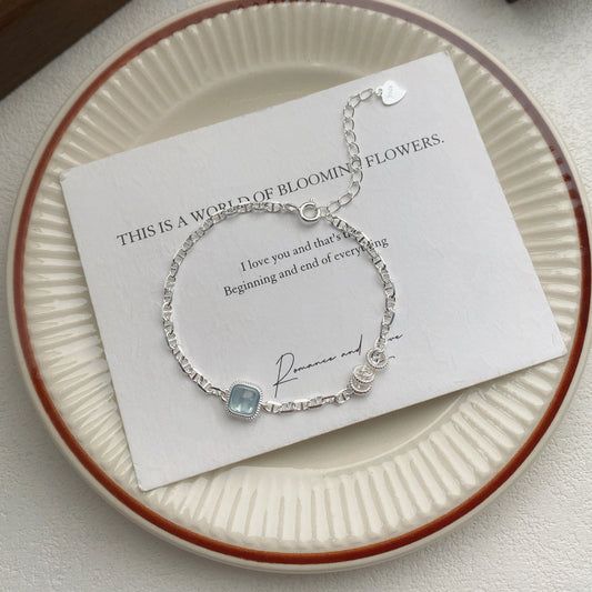 "Aqua Cube Piggy" 925 Sterling Silver Aquamarine & Pig-Nose Chain Bracelet – Minimalist Ocean Chic