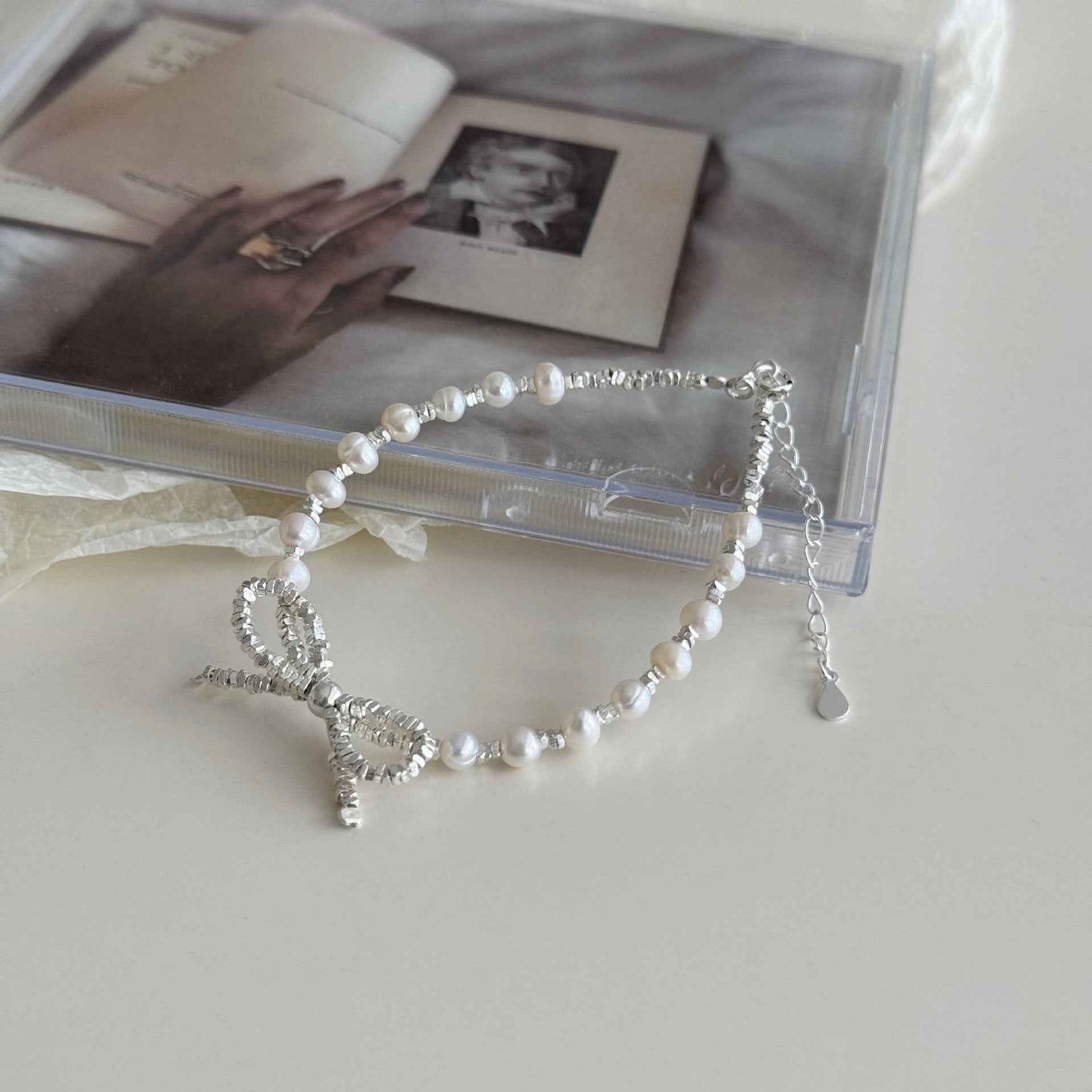 "Sweet Pearl Bow" 925 Sterling Silver Fragmented Chain Bracelet