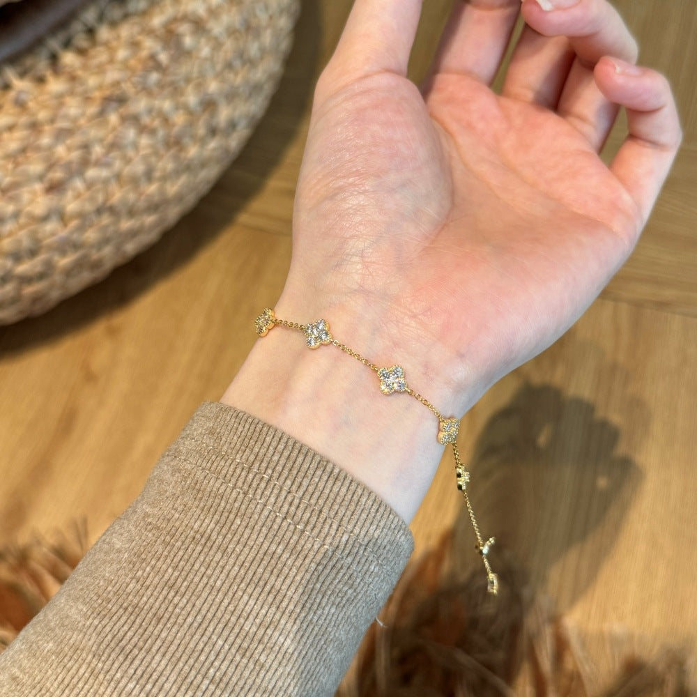 “Lumi Clover” 925 Sterling Silver Five-Bloom Clover Bracelet