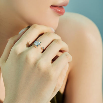 “Sun Calma” S925 Sterling Silver Rotating Sun Moonstone Fidget Ring