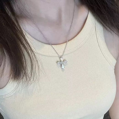 "Edgeless Cross" 925 Sterling Silver Necklace – Seamless Sparkle & Minimalist Faith