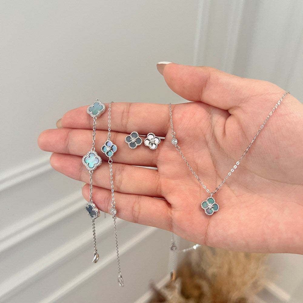 "Mist Petals" 925 Sterling Silver Mother-of-Pearl Clover Jewelry Set