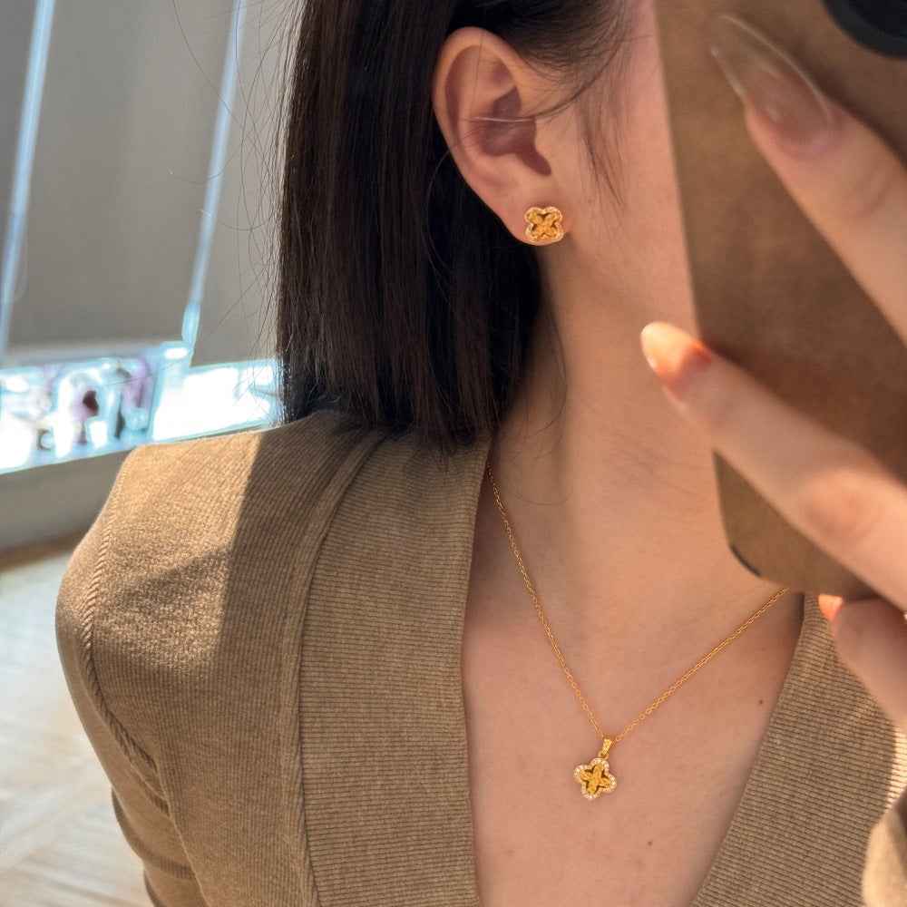 “Golden Clover Grace” 925 Sterling Silver Four-Leaf Clover Necklace & Stud Earrings Set