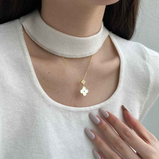 “Clover Grace” S925 Sterling Silver Mother-of-Pearl Necklace