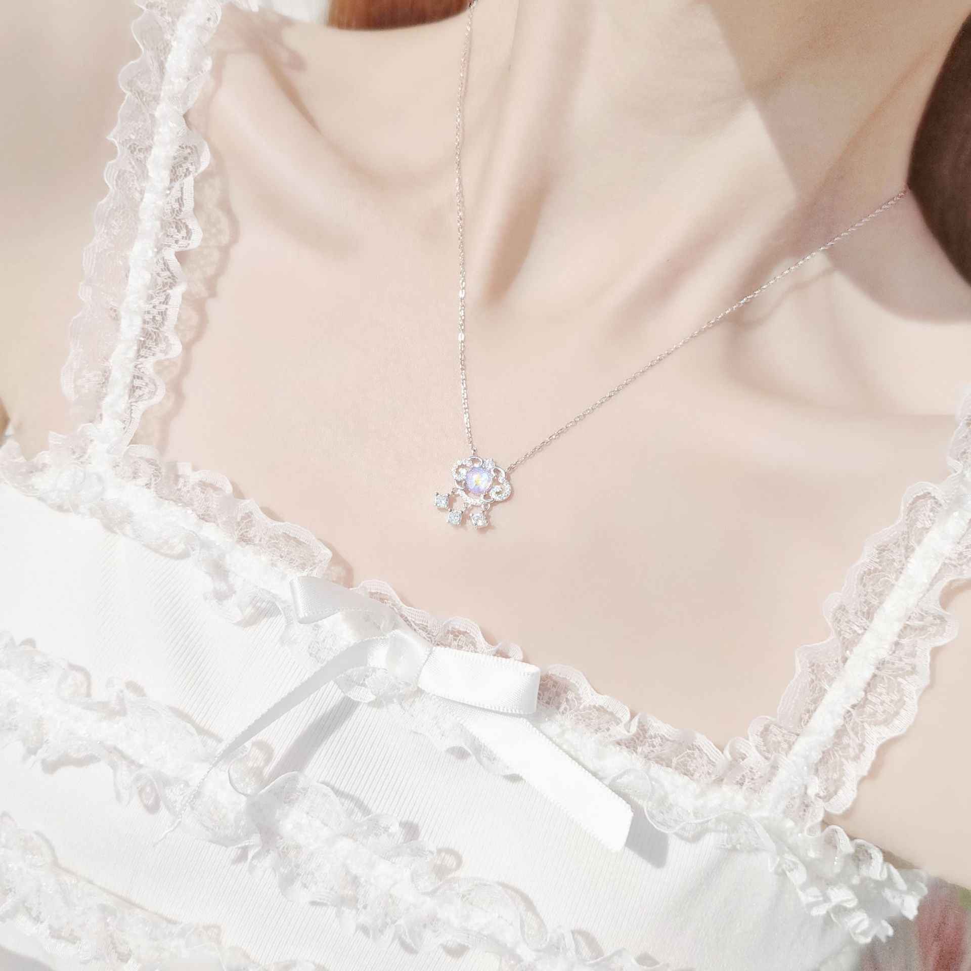 “Aurora Bless” 925 Sterling Silver Opalescent Crystal Lock Necklace