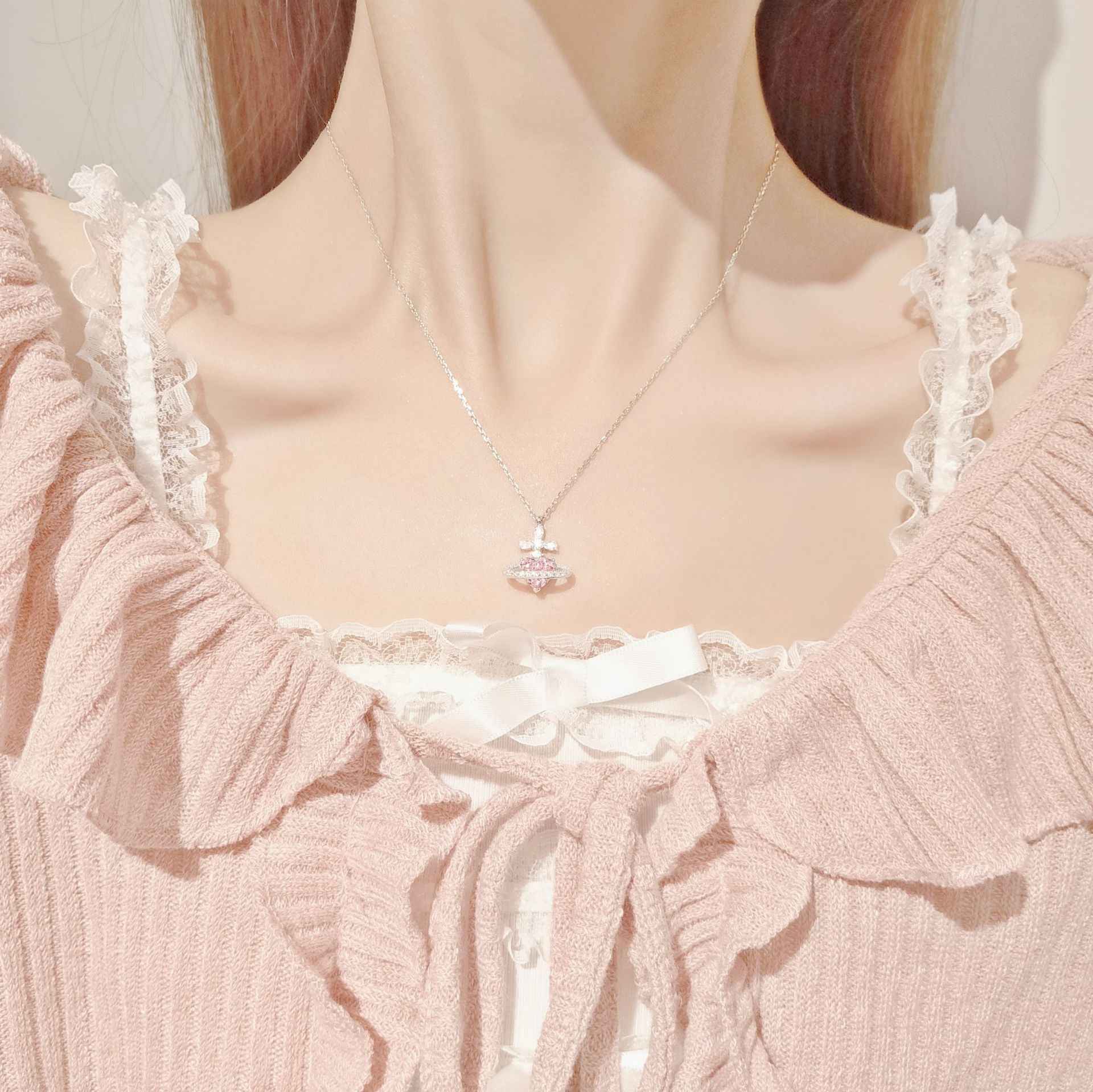 “Celestia Orbit” 925 Sterling Silver Saturn Heart Moissanite Necklace