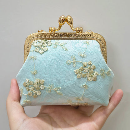 Cloud Lace Kiss-Lock Coin Purse – Handmade Embroidered Mini Card Holder