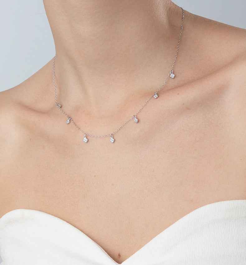 “Petite Clover Rain” 925 Sterling Silver Dainty Four-Leaf Pendant Necklace