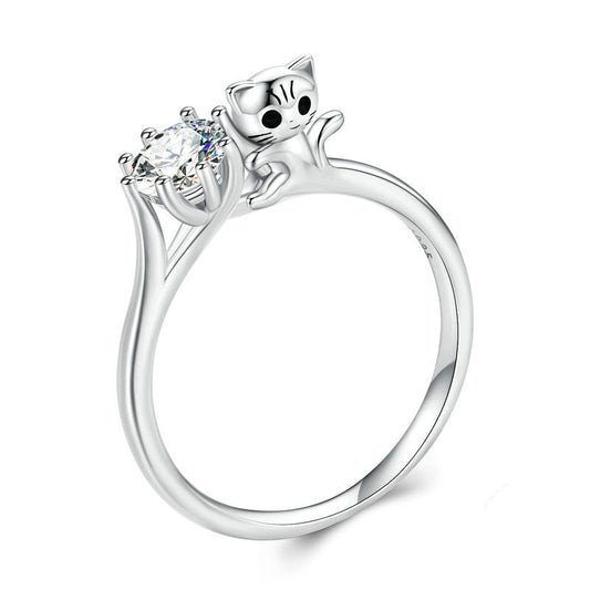 "Catch the Light" Platinum-Plated 925 Sterling Silver Cat Zircon Ring – Playful & Sparkling
