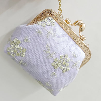 Cloud Lace Kiss-Lock Coin Purse – Handmade Embroidered Mini Card Holder