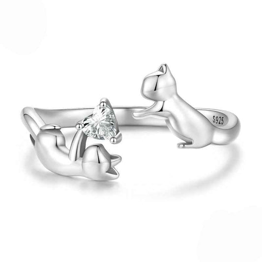 “Kitty’s Treasure” S925 Sterling Silver Heart Stone Cat Open Adjustable Ring