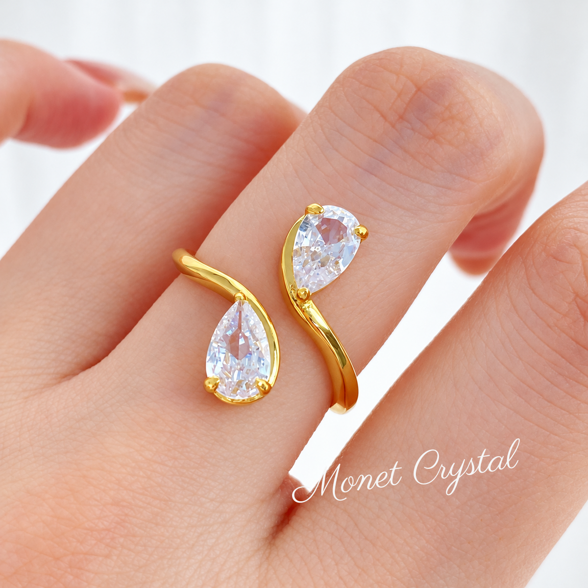 “Passing Light” S925 Sterling Silver Pear-Cut Zircon Adjustable Ring