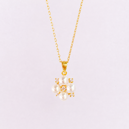 “Pearl Constellation” S925 Sterling Silver Shell Pearl & 5A Zircon Cluster Necklace