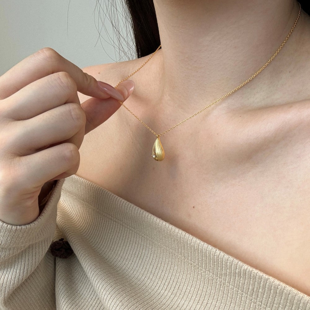 "Pure Drop" S925 Sterling Silver Necklace