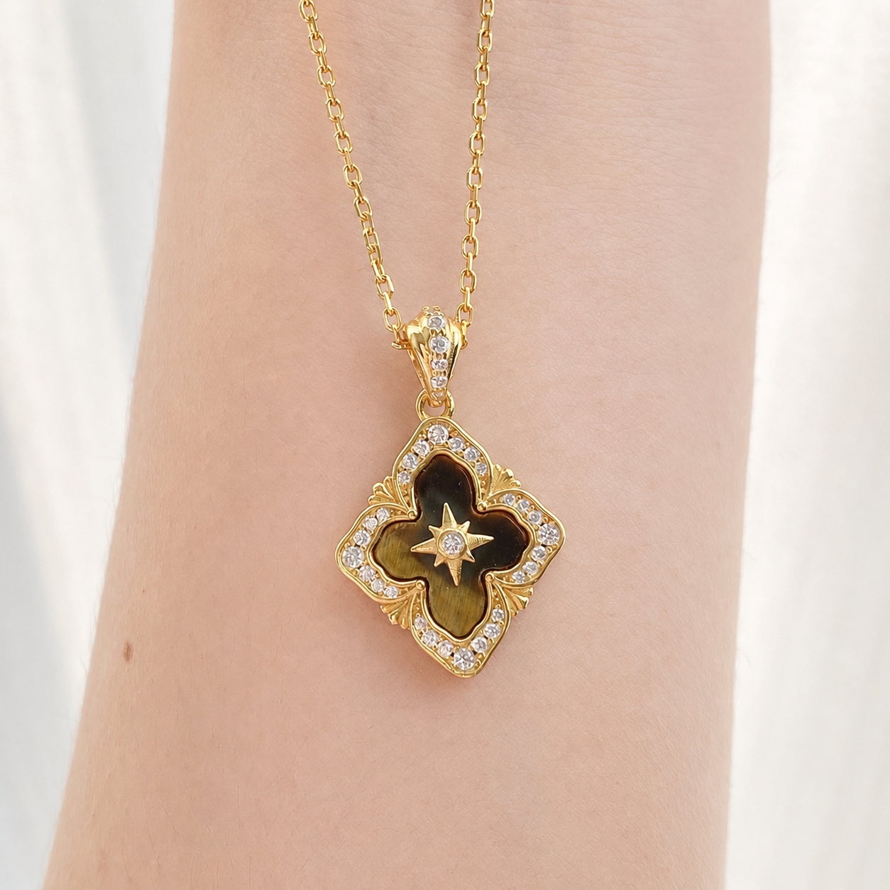 “Regal Clover” S925 Sterling Silver Tiger’s Eye Clover Necklace & Bracelet Set