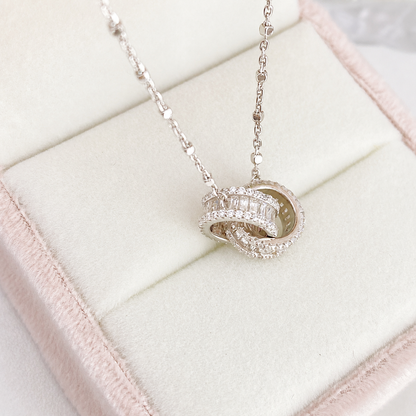 “Roma Link” S925 Sterling Silver Interlocking Circle Necklace