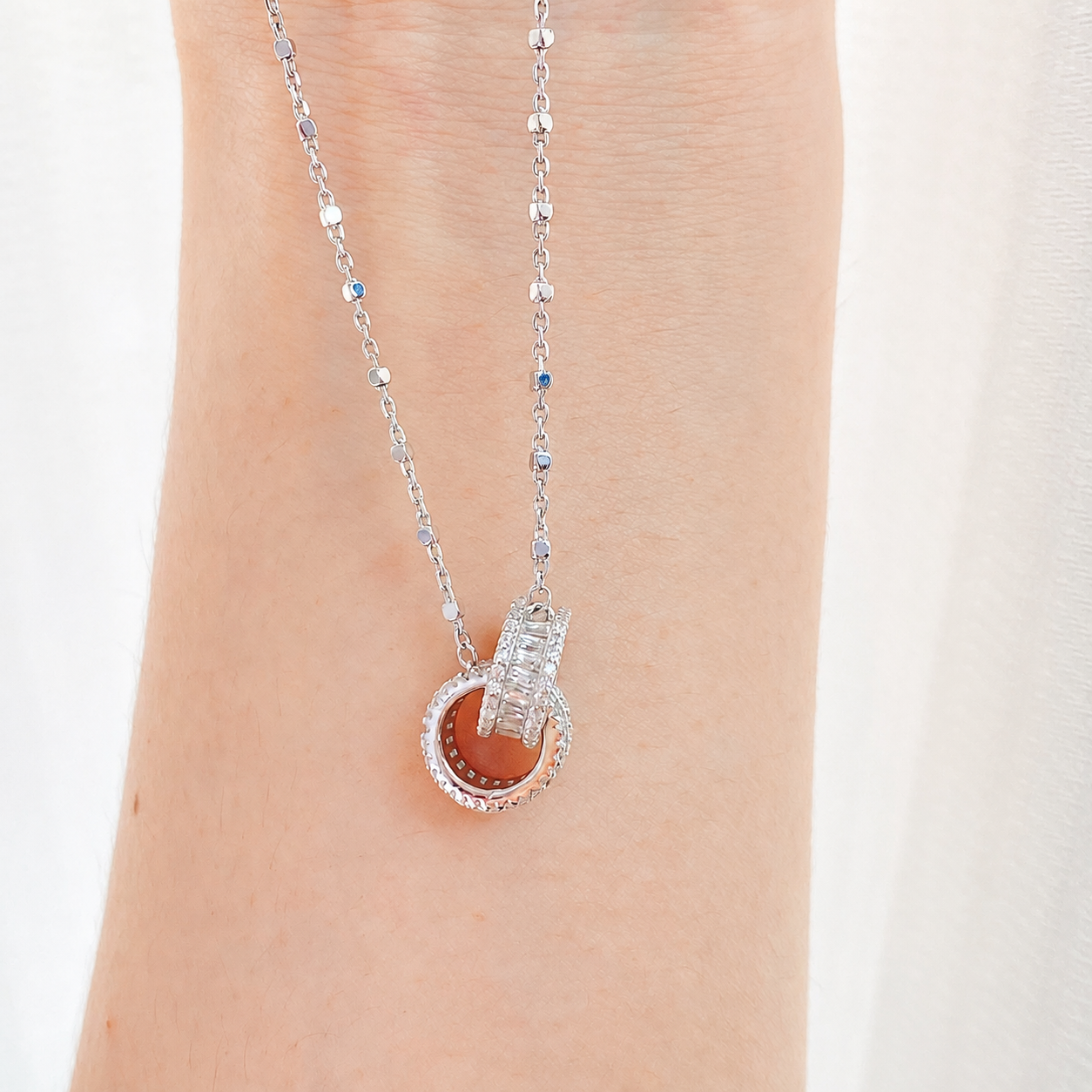 “Roma Link” S925 Sterling Silver Interlocking Circle Necklace