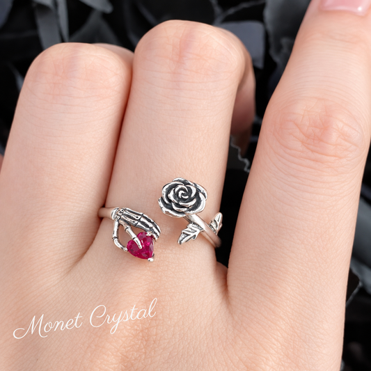 “Rose Oath” S925 Sterling Silver Pink Heart Zircon Skeleton Hand Adjustable Ring