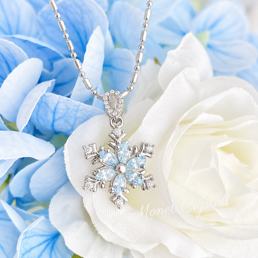 “Snow Waltz” S925 Sterling Silver Rotating Snowflake Blue Zircon Necklace