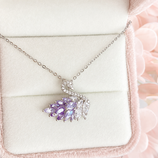 “Swan Éclat” S925 Sterling Silver Gradient Swan Necklace