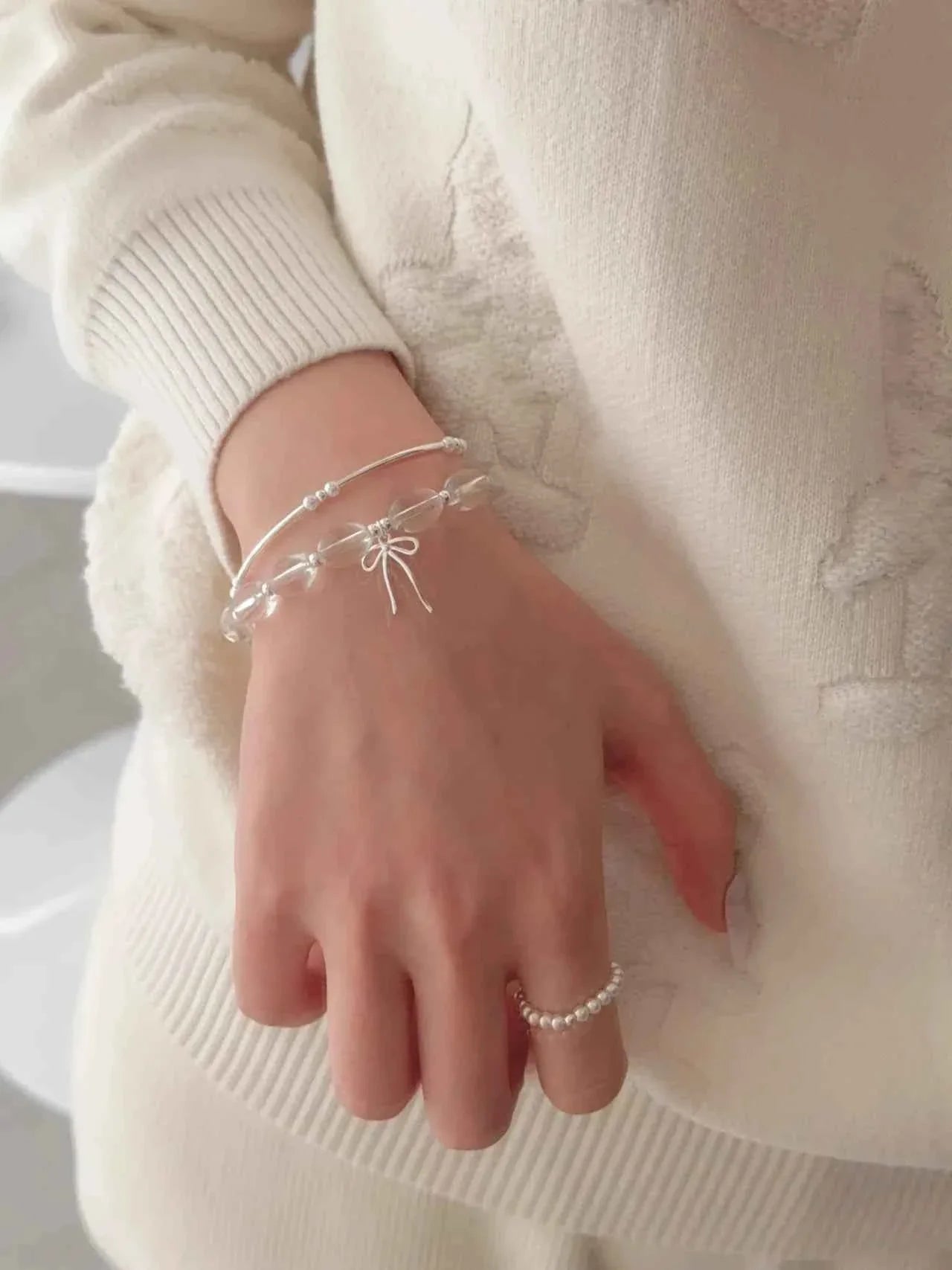 "White lce Crystal" 925 Sterling Silver Bowknot WhiteCrystal Bead Bracelet-Delicate,Pure, and Elegant.